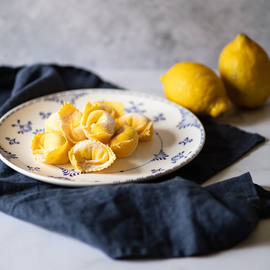 Tortelli con Robiola di Roccaverano  e limoni di Sorrento